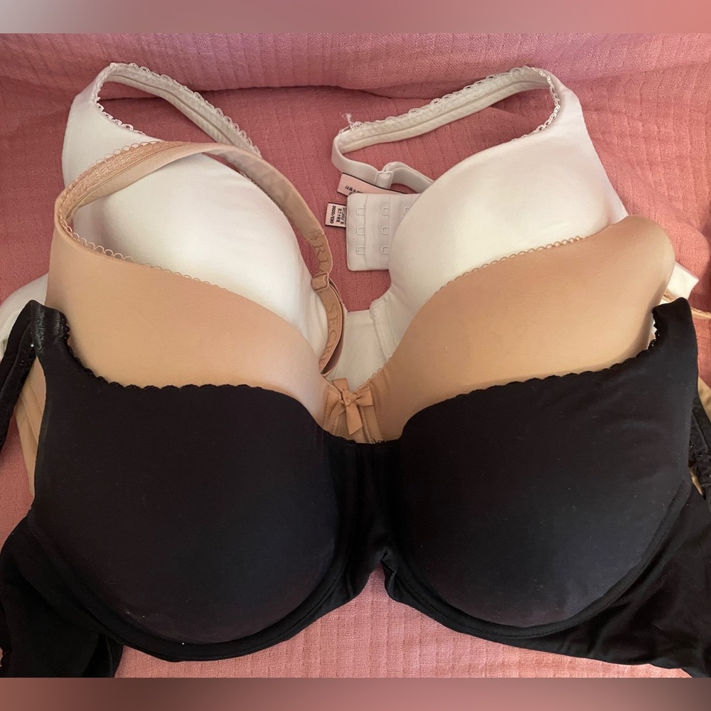 Victoria's Secret Bras (3)